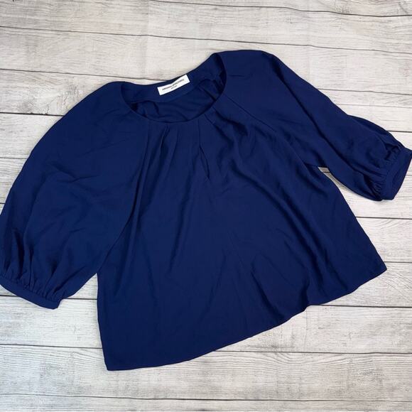 Amanda Uprichard Women's Navy Pullover Blouse with Keyhole Neckline Size Small - Picture 1 of 5